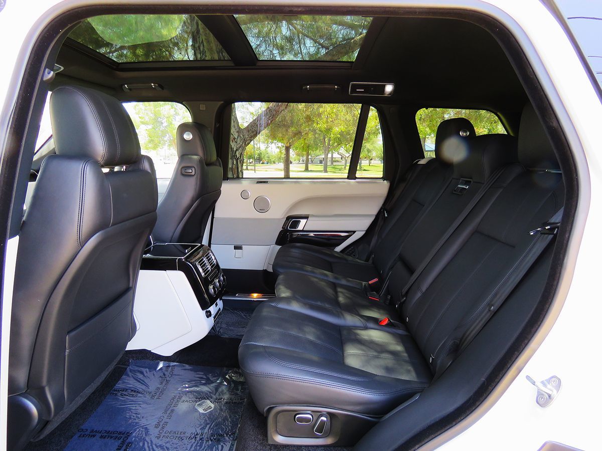2014 Land Rover Range Rover Supercharged LWB photo 21