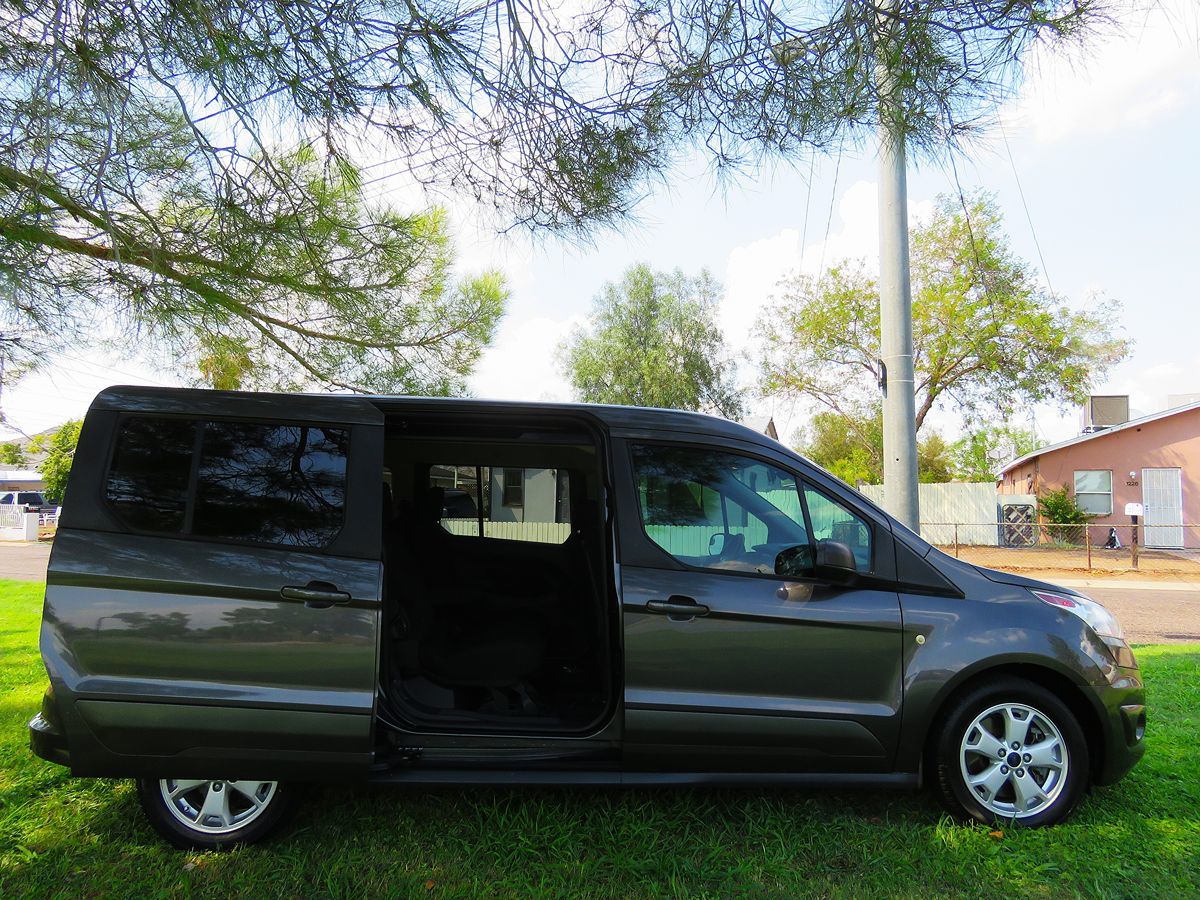 2016 Ford Transit XLT photo 13