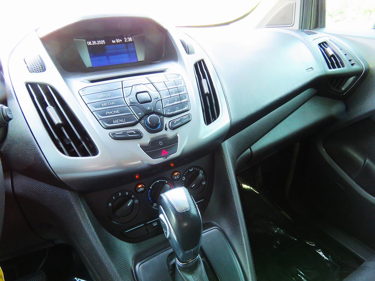 2016 Ford Transit XLT photo 24
