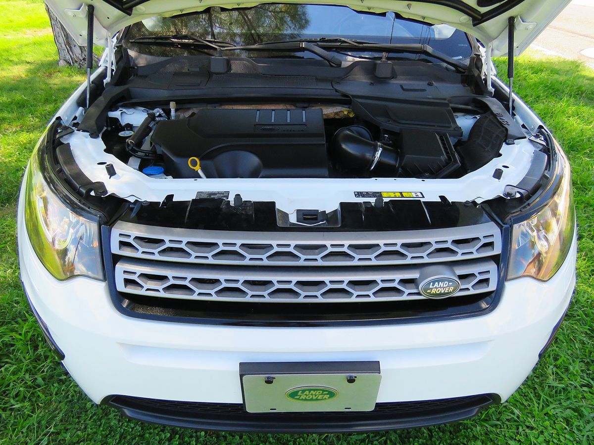 2019 Land Rover Discovery Sport SE photo 12