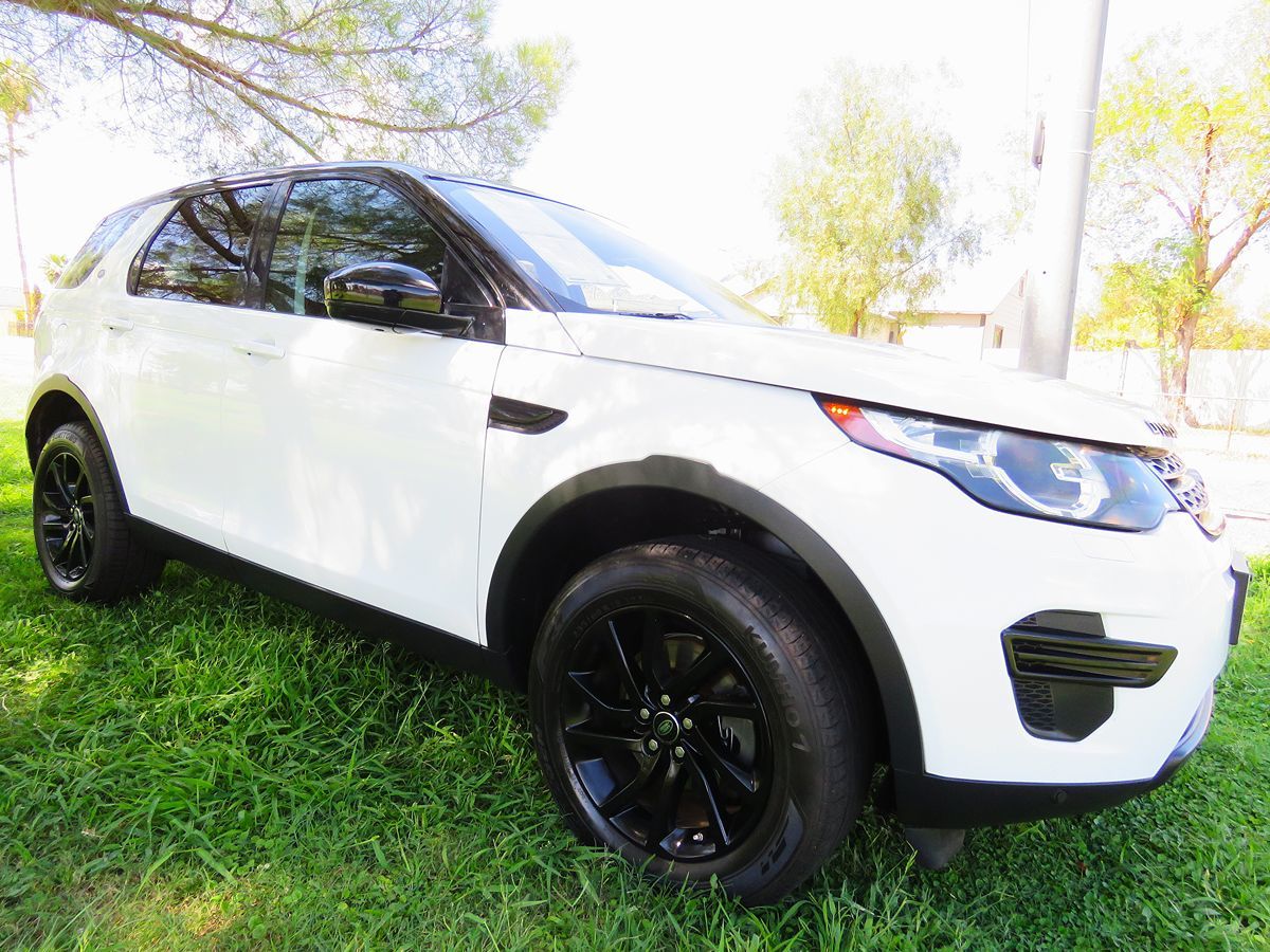 2019 Land Rover Discovery Sport SE photo 8