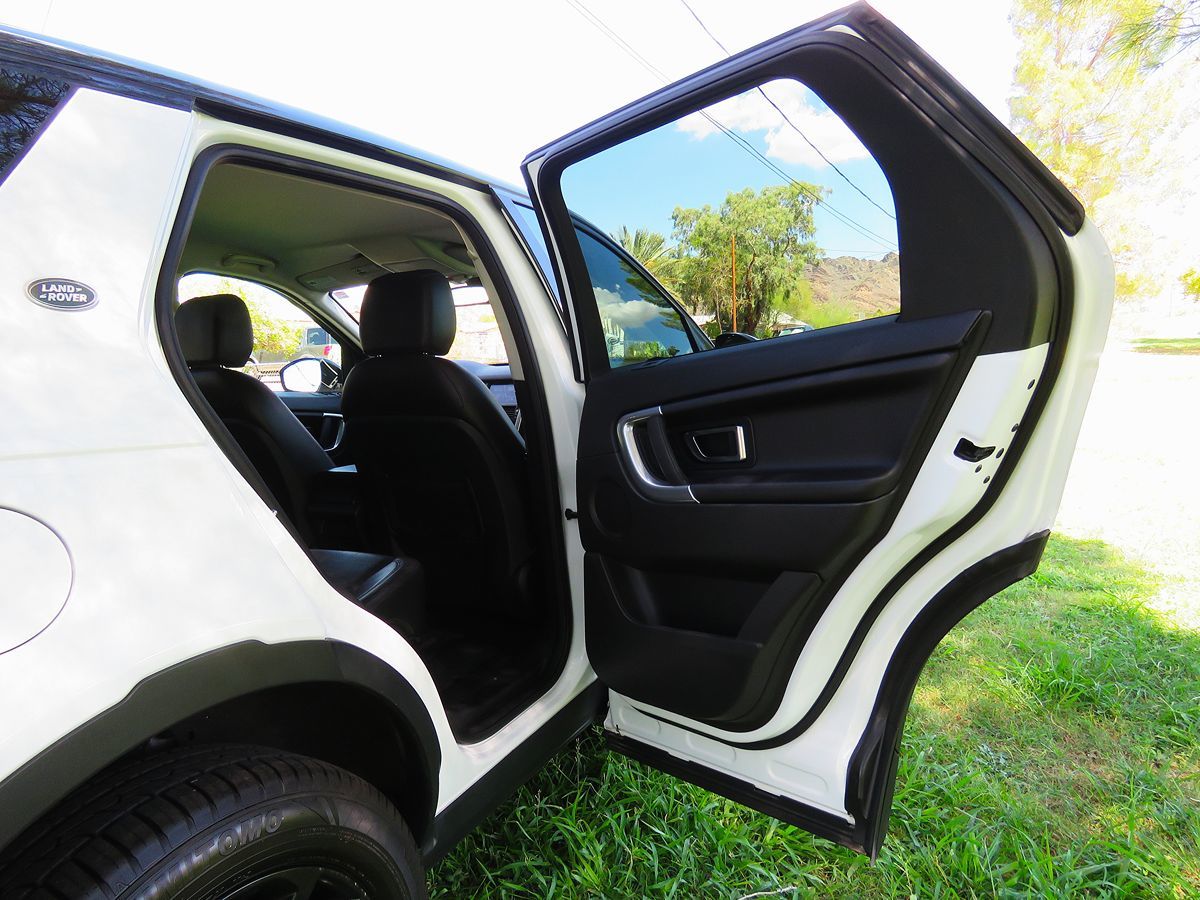2019 Land Rover Discovery Sport SE photo 15