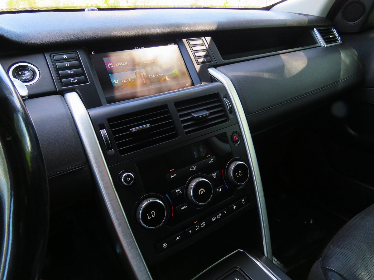 2019 Land Rover Discovery Sport SE photo 22