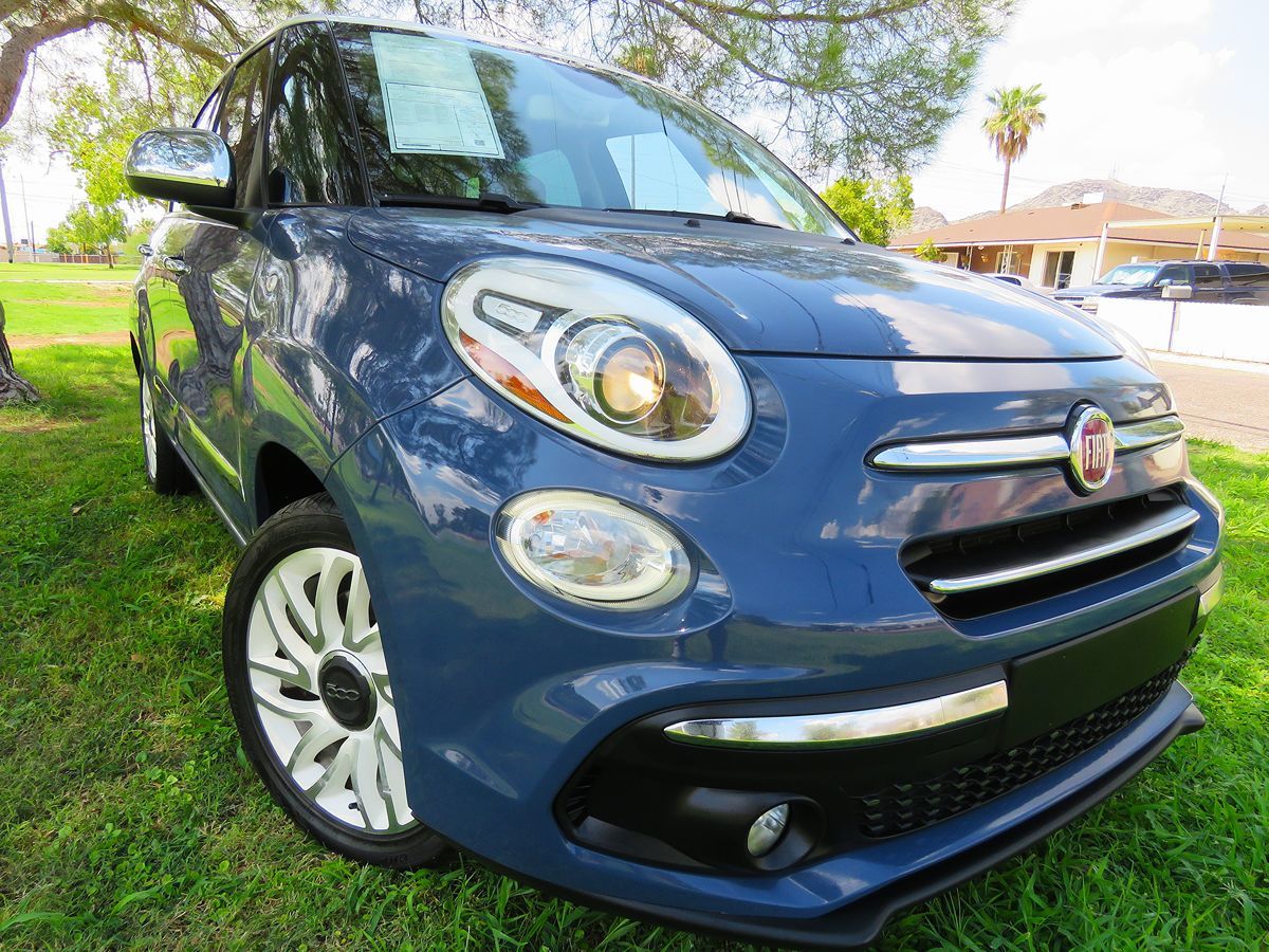 2018 Fiat 500L Lounge photo 11