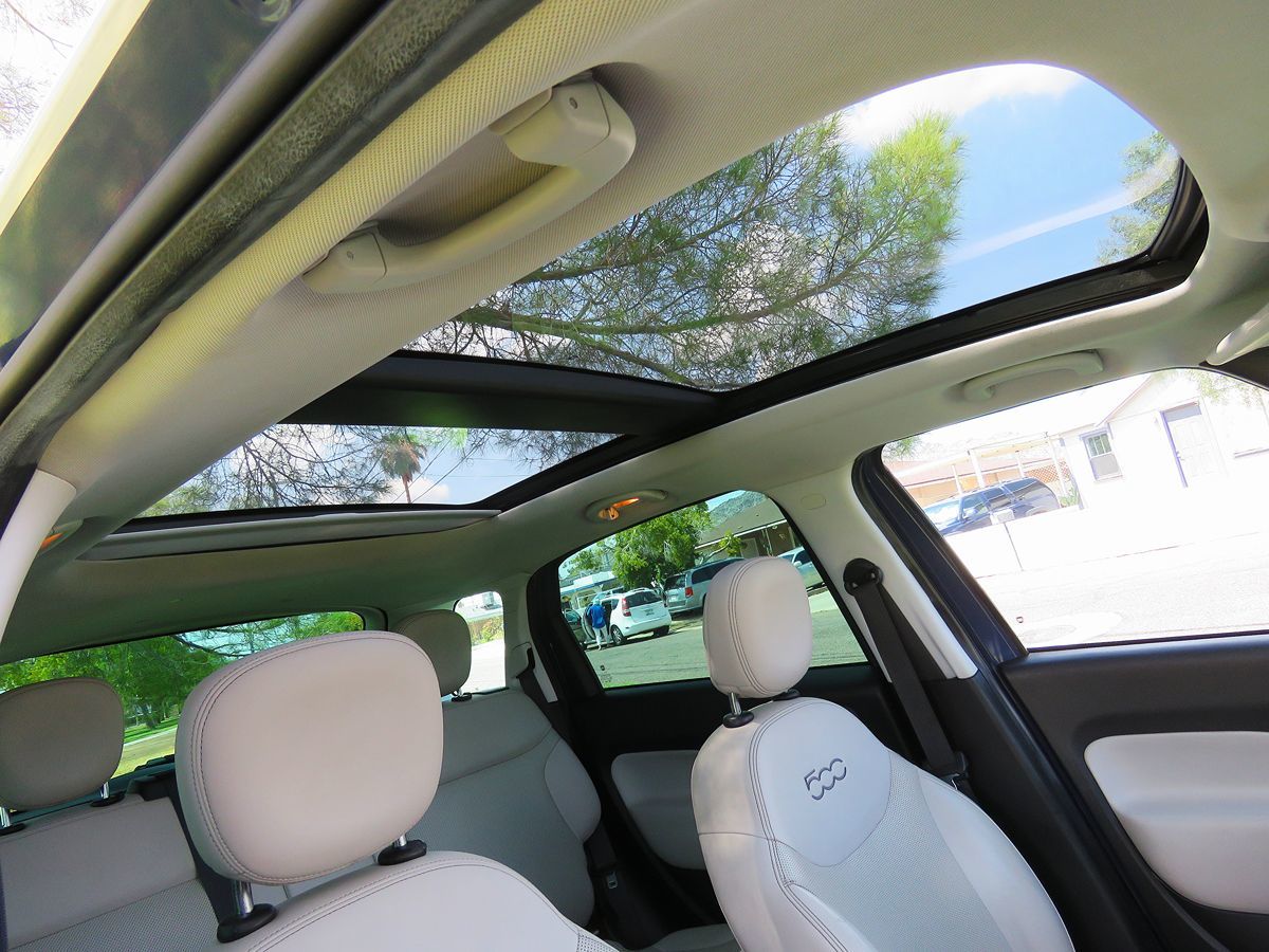 2018 Fiat 500L Lounge photo 14