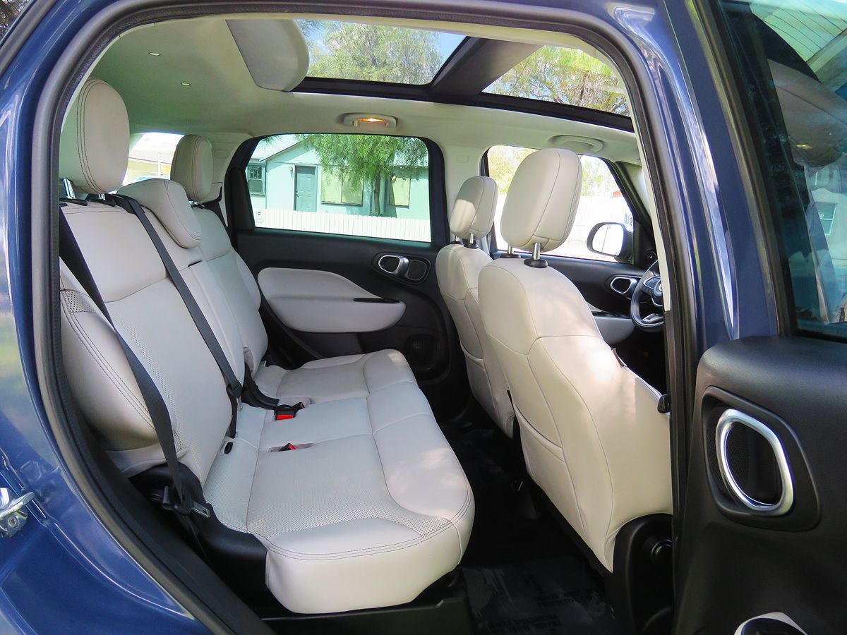 2018 Fiat 500L Lounge photo 19