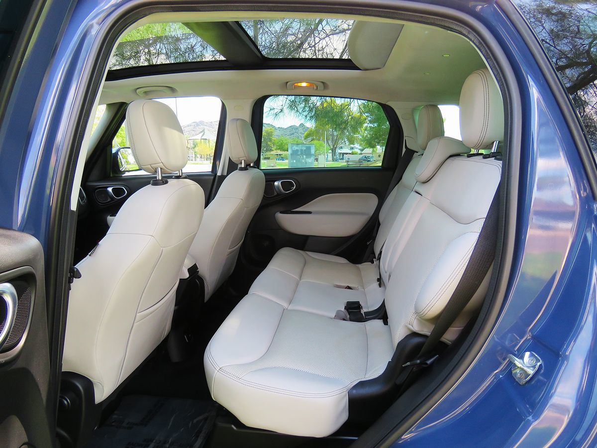 2018 Fiat 500L Lounge photo 21