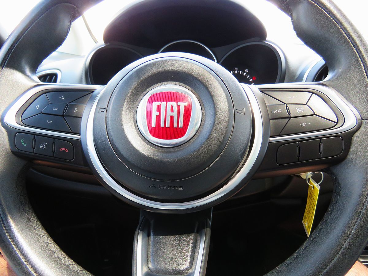 2018 Fiat 500L Lounge photo 24