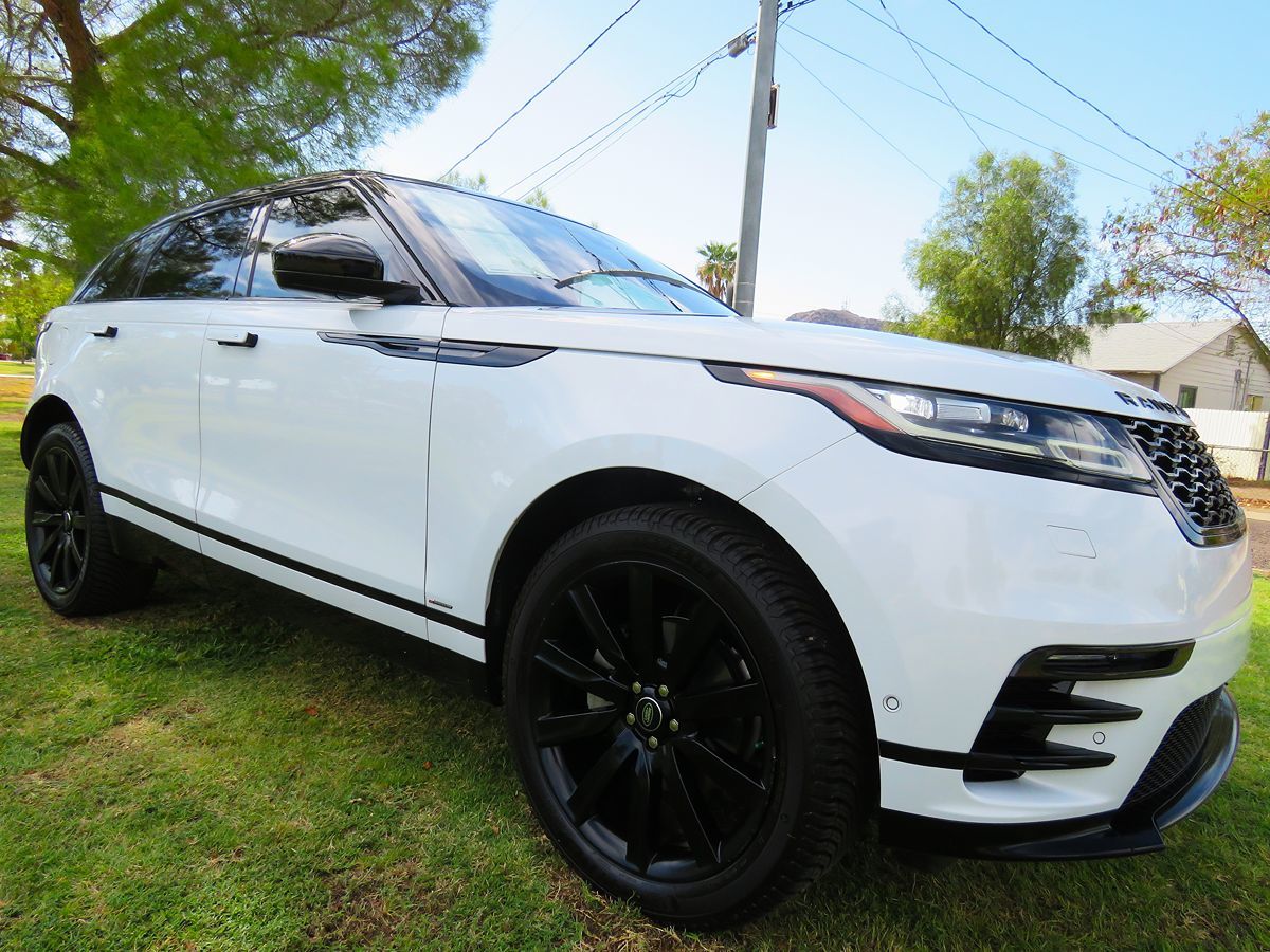 2019 Land Rover Range Rover Velar R-Dynamic SE photo 14