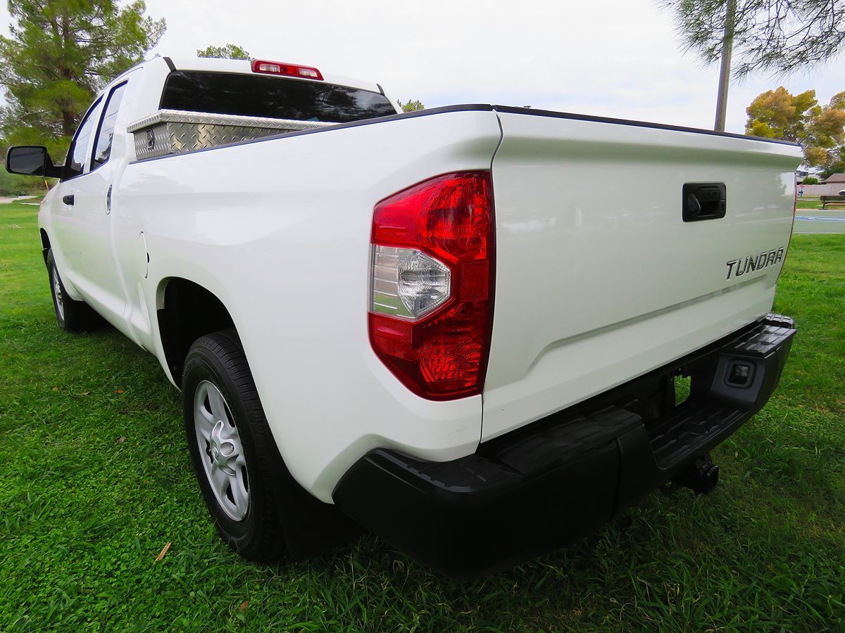 2017 Toyota Tundra SR photo 4