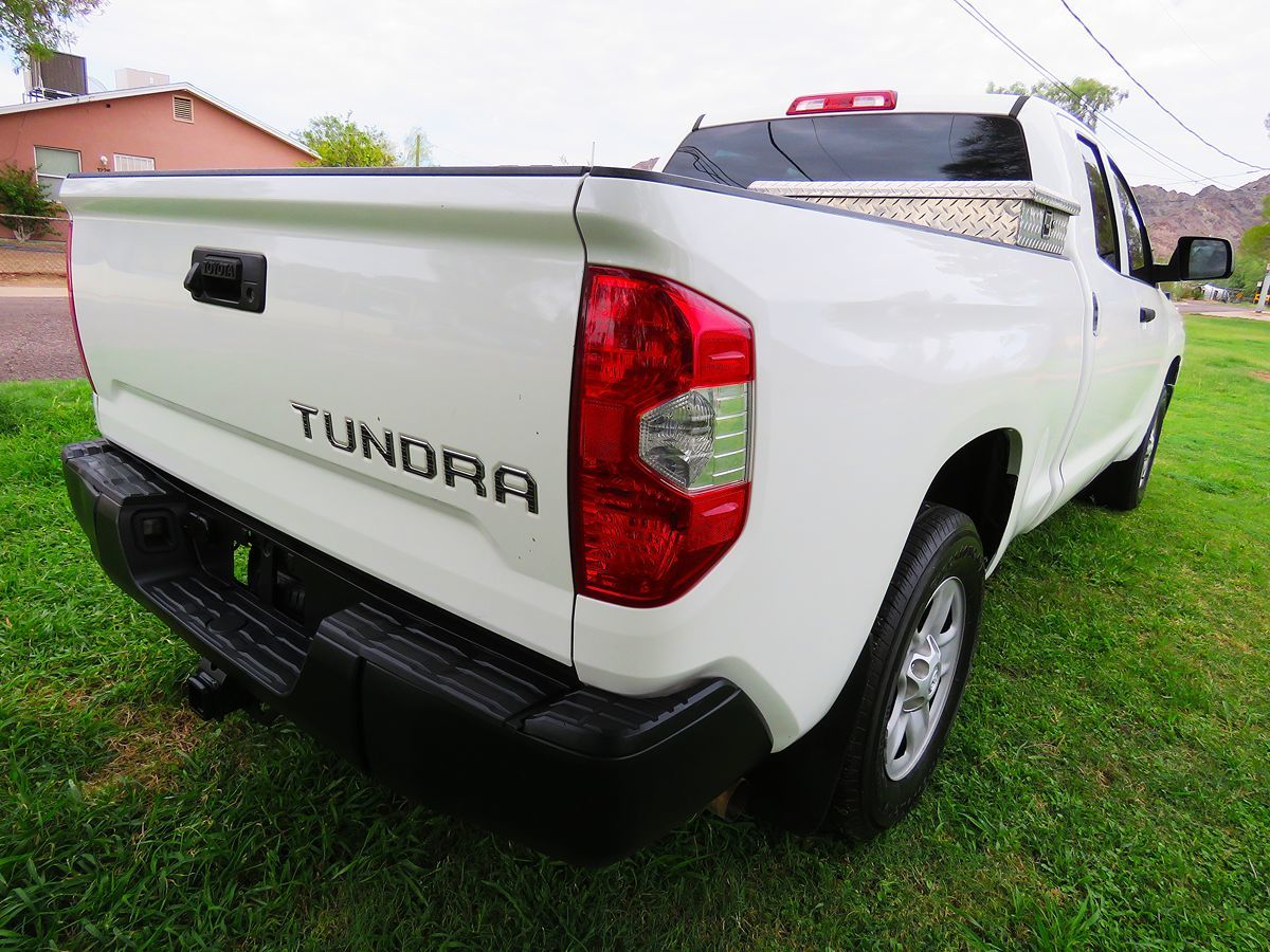 2017 Toyota Tundra SR photo 6