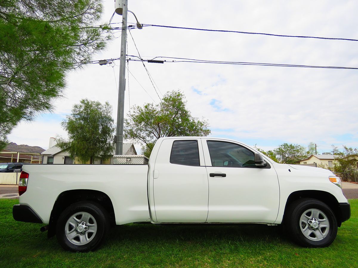 2017 Toyota Tundra SR photo 8