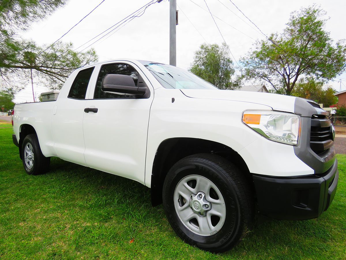 2017 Toyota Tundra SR photo 9