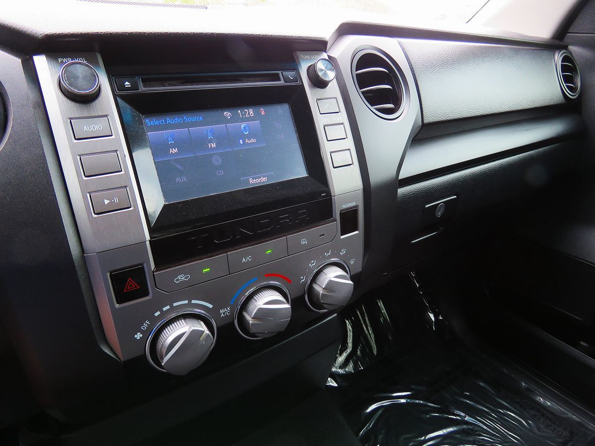 2017 Toyota Tundra SR photo 22