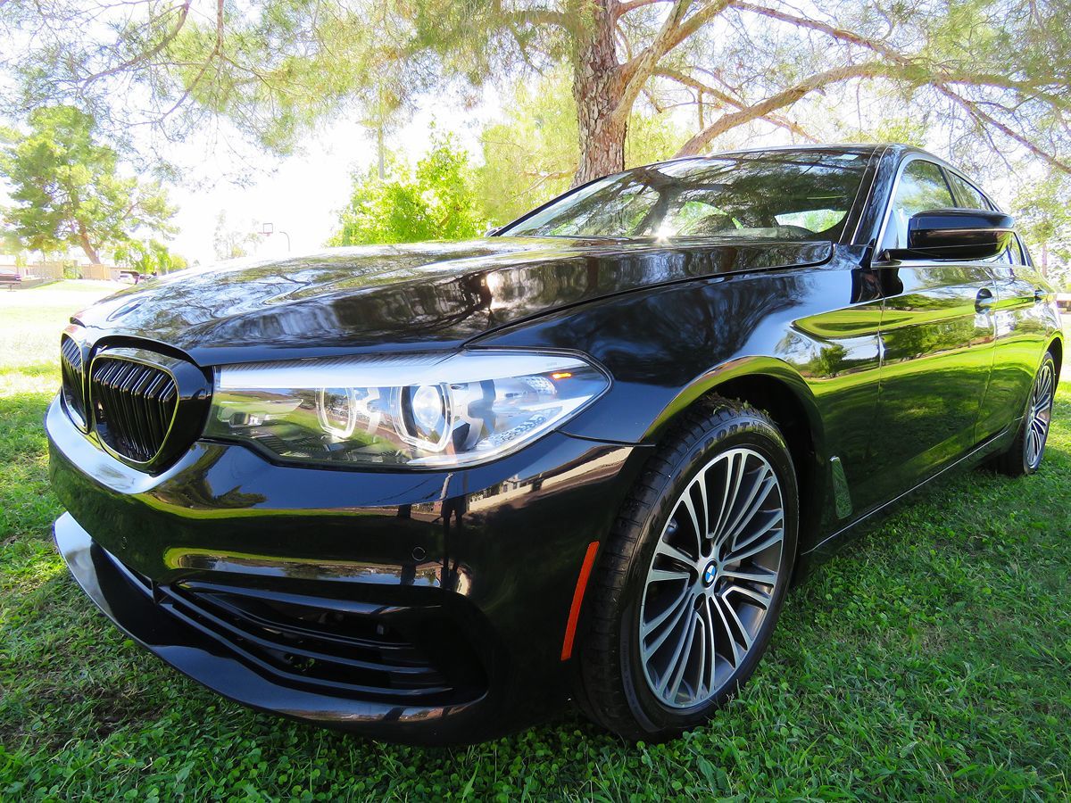 2020 Bmw 530i Sedan photo 2