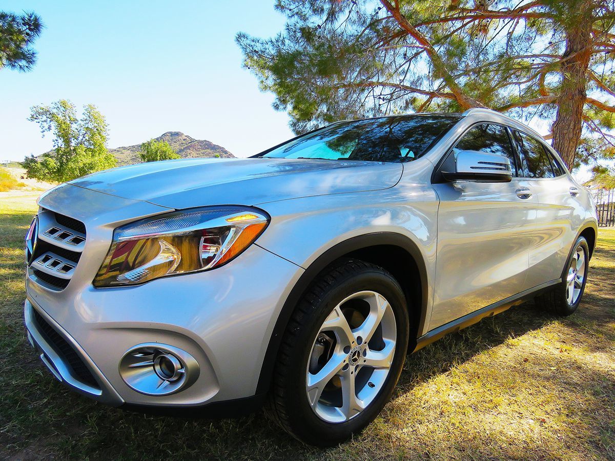 2018 Mercedes-Benz GLA-Class GLA250 - Photo 2