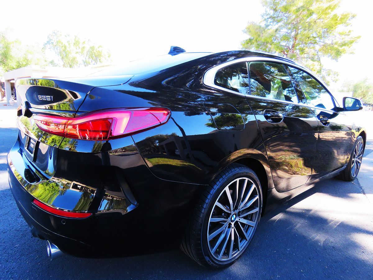 Photo 8 of this BMW 2 Series