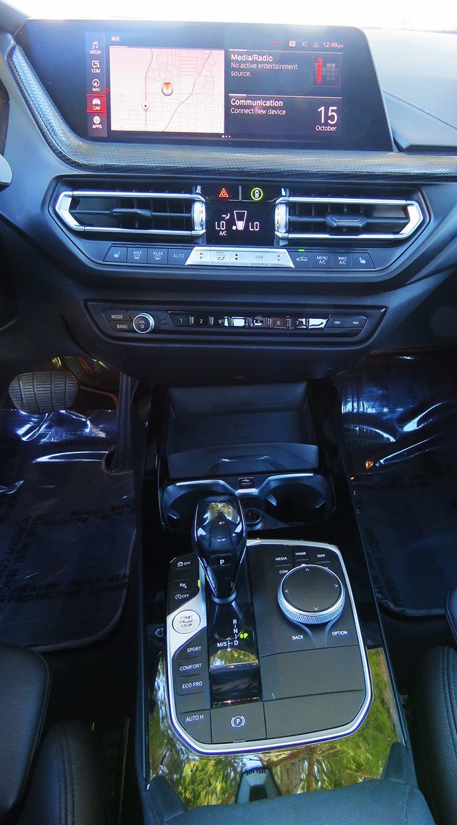 Photo 30 of this BMW 2 Series