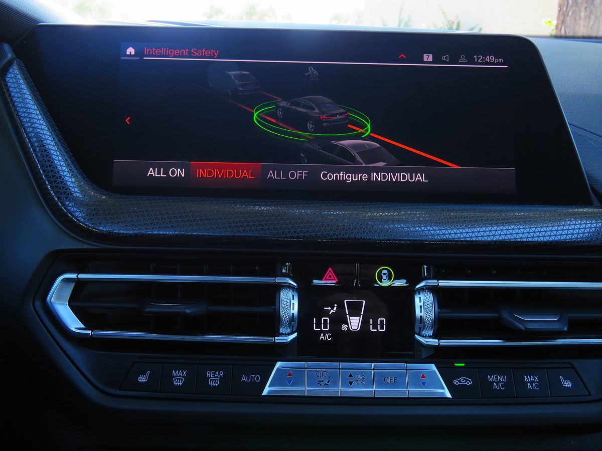 Photo 24 of this BMW 2 Series