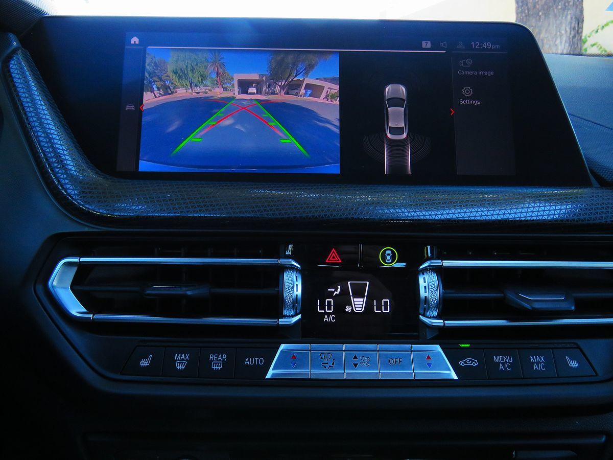 Photo 25 of this BMW 2 Series