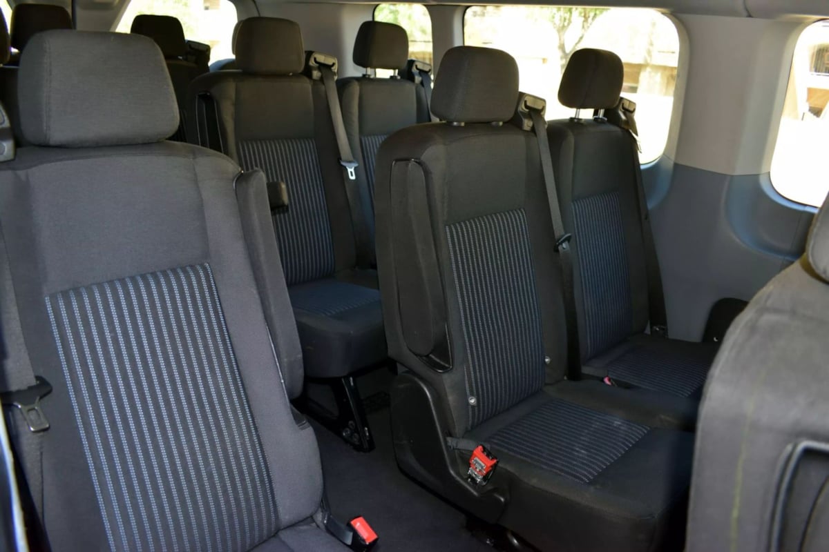 2017 Ford Transit XLT photo 23