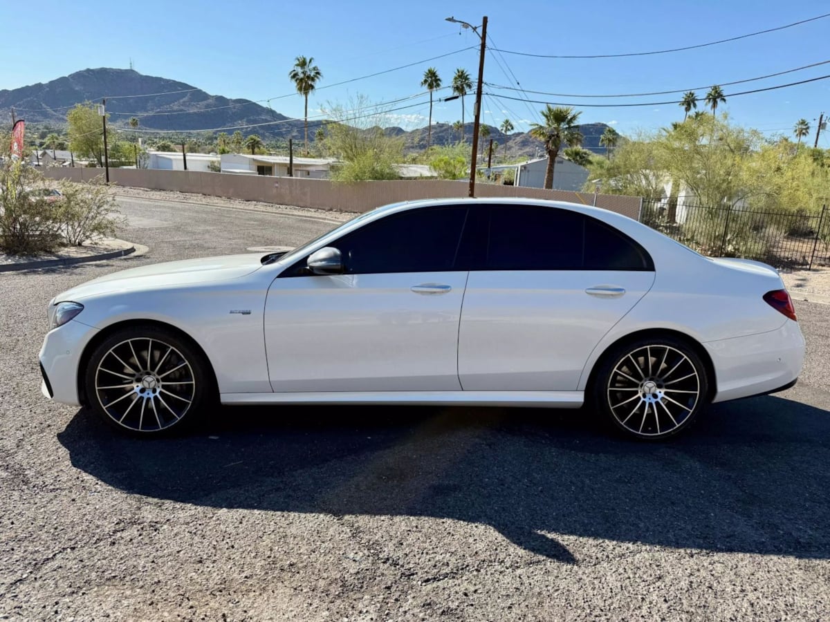 2018 Mercedes Benz E 43 4MATIC photo 4