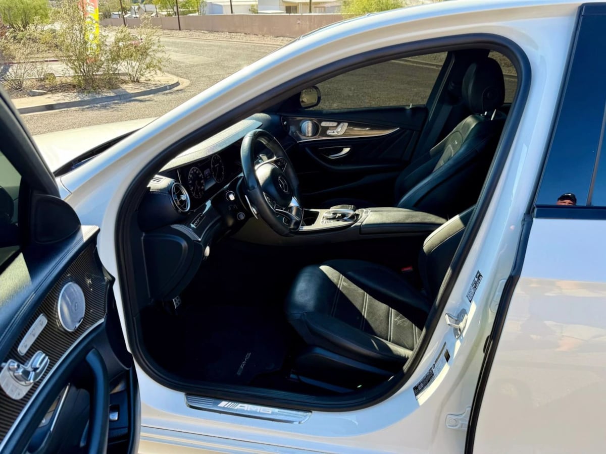 2018 Mercedes-Benz E-Class AMG E43 - Photo 12