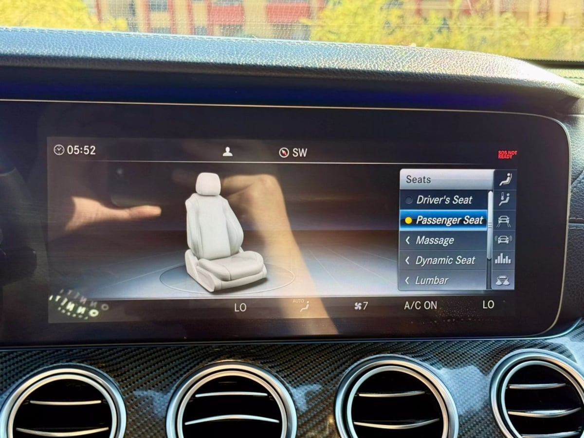 2018 Mercedes-Benz E-Class AMG E43 - Photo 19