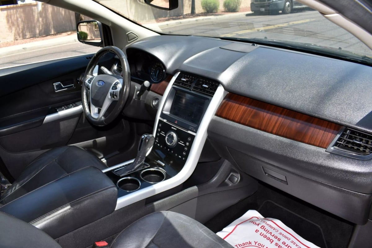 2011 Ford Edge Limited photo 23