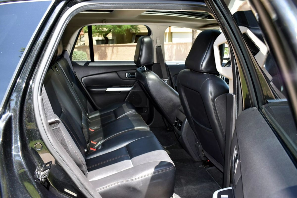2011 Ford Edge Limited photo 26