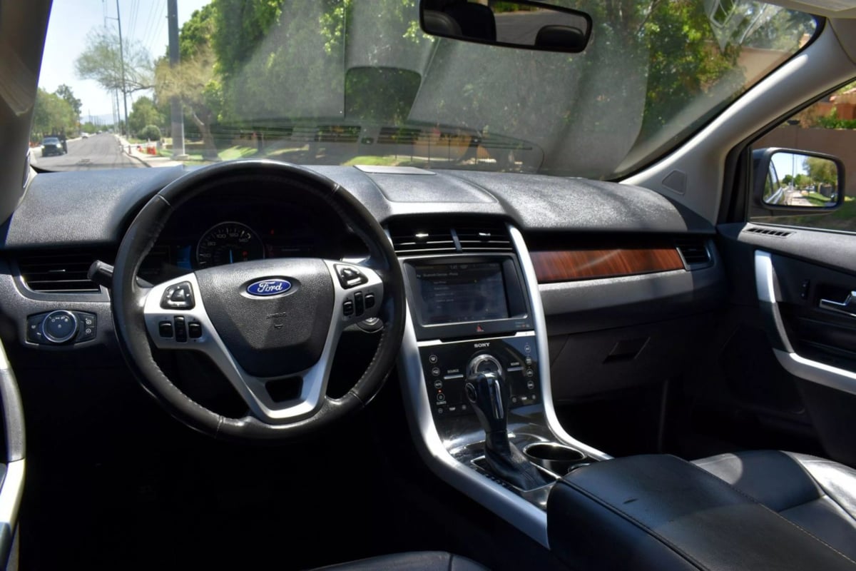 2011 Ford Edge Limited photo 32