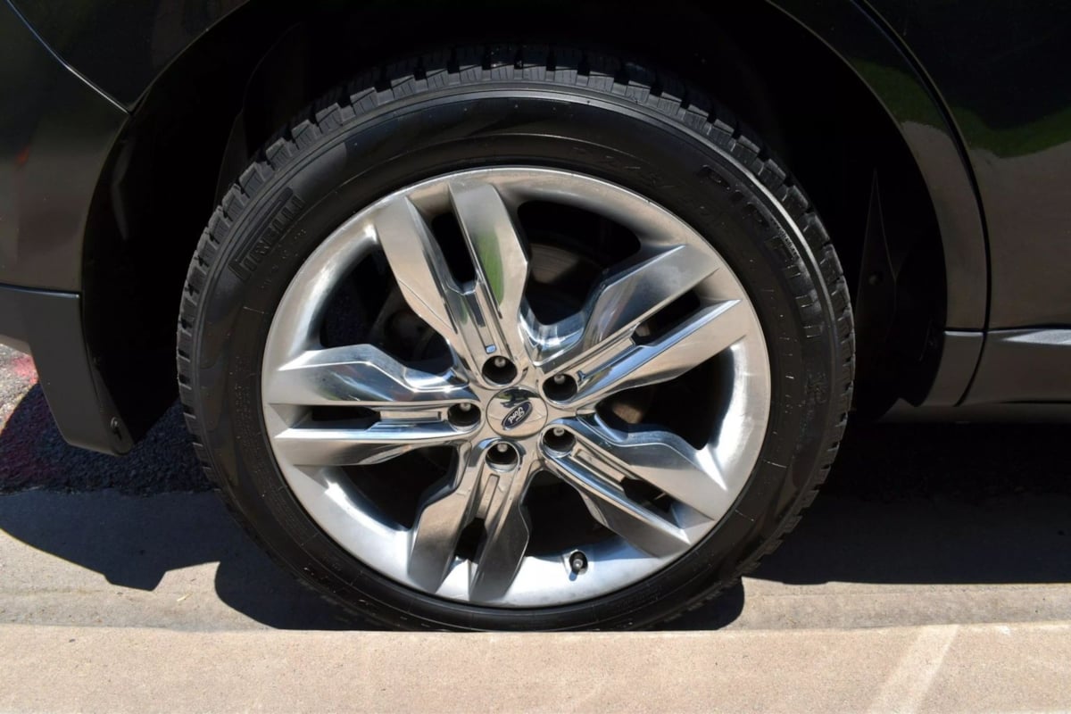 2011 Ford Edge Limited photo 35