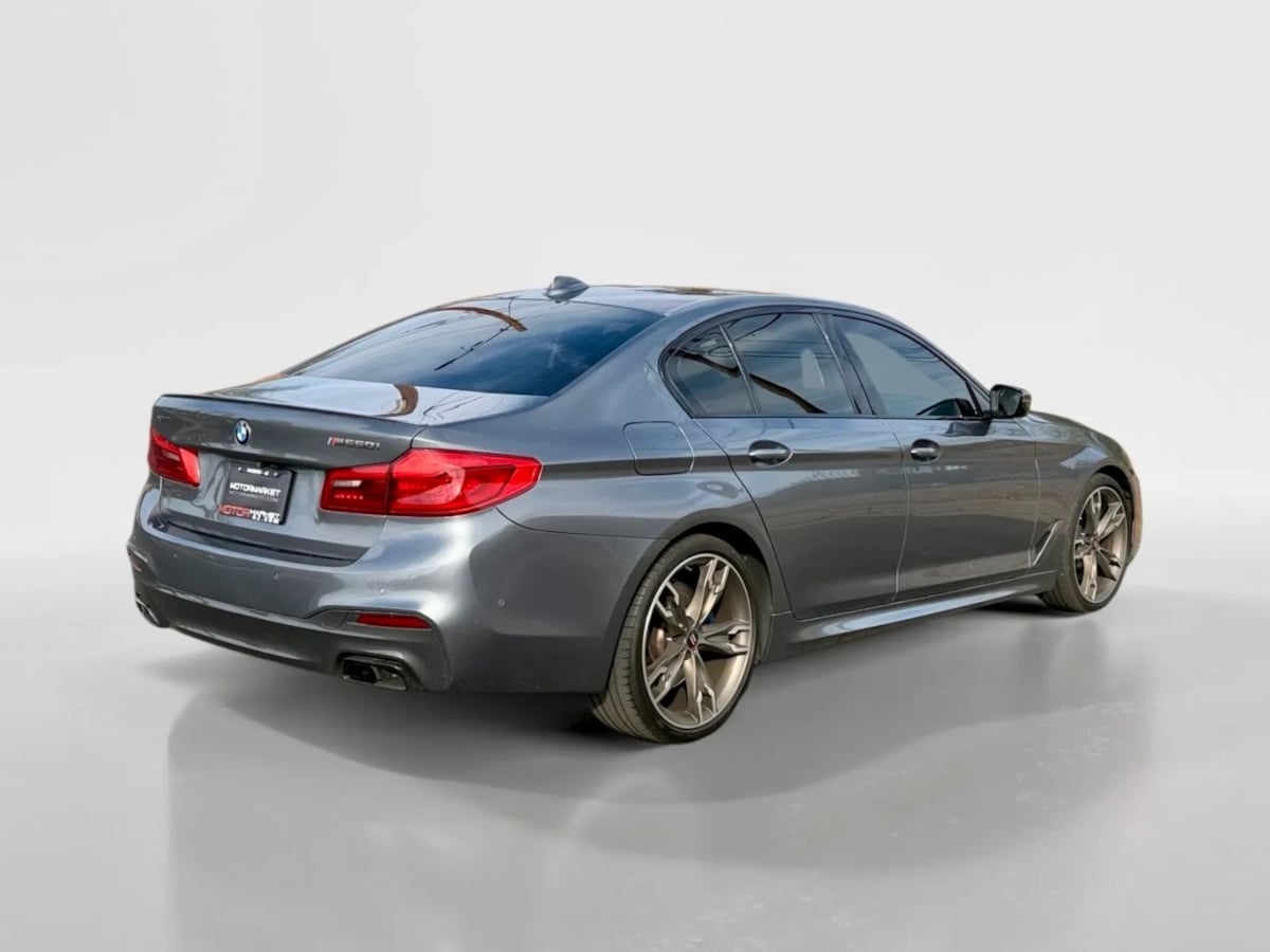 2019 BMW 5 Series M550i - Photo 5