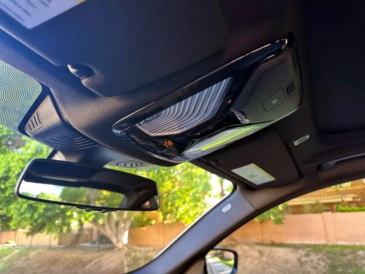 2019 BMW 5 Series M550i - Photo 23