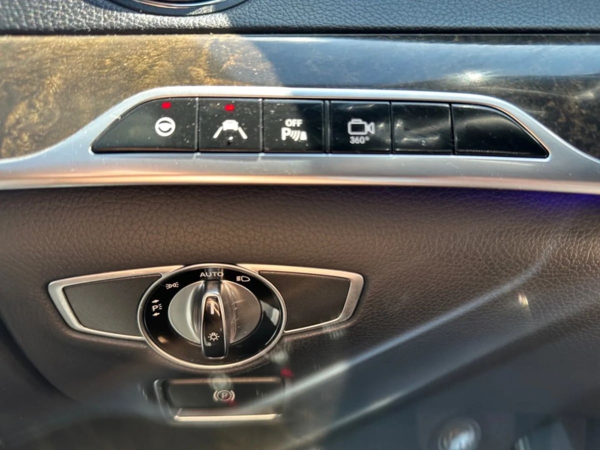 2017 Mercedes Benz S 550 photo 18