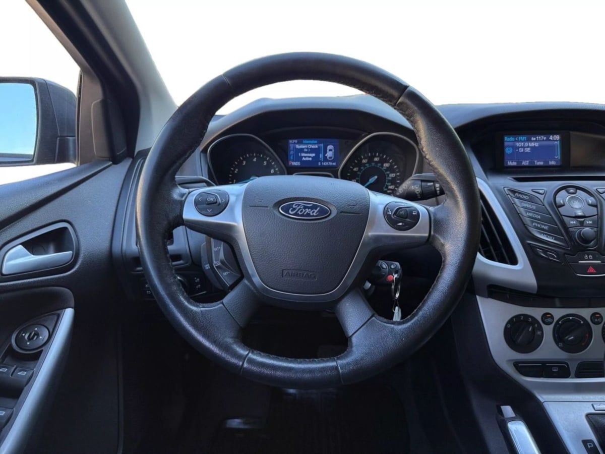 2014 Ford Focus SE photo 10
