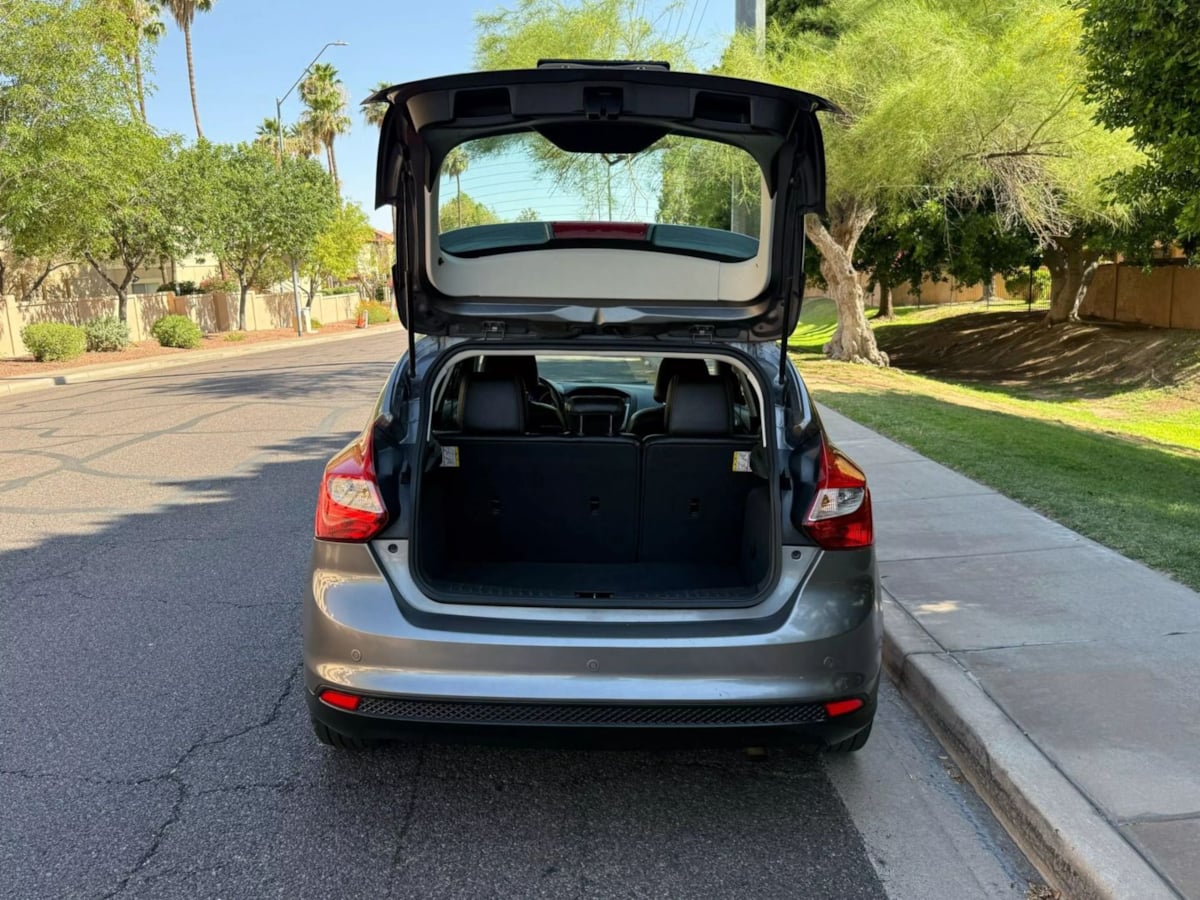 2014 Ford Focus SE photo 15