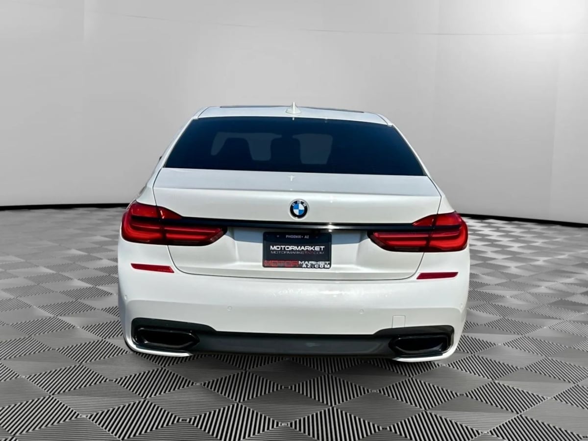 2019 Bmw 740i Sedan photo 4