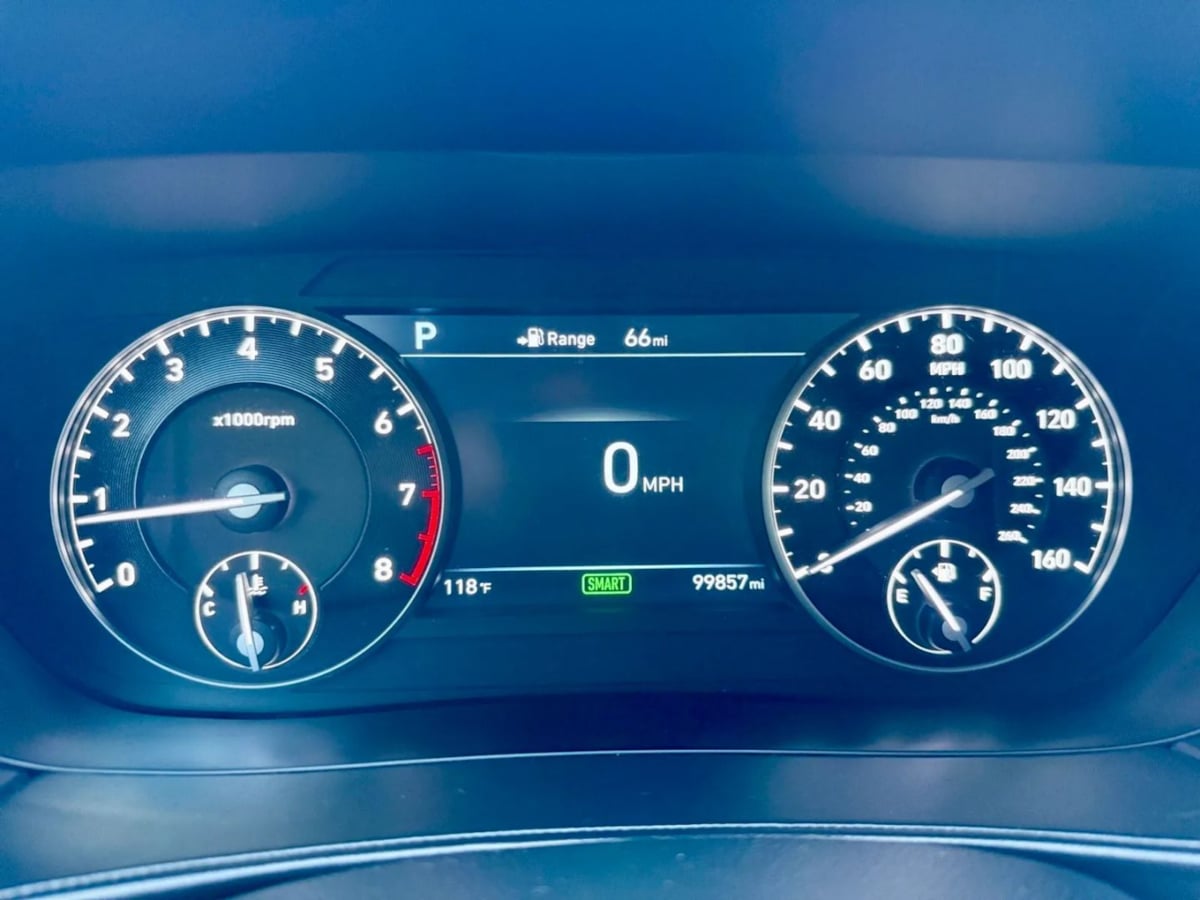 2018 Genesis G90 5.0L Ultimate photo 13