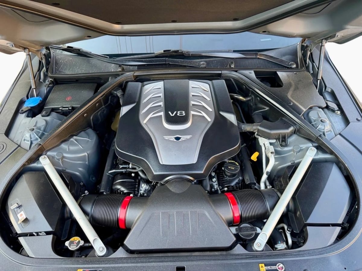 2018 Genesis G90 5.0L Ultimate photo 34