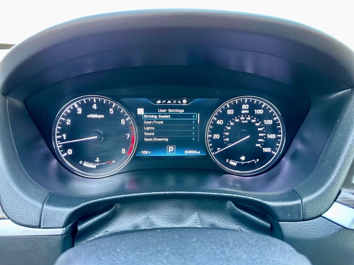 2015 Hyundai Genesis 3.8 photo 12