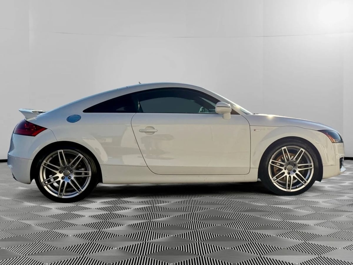 2009 Audi TT Quattro Prestige photo 5