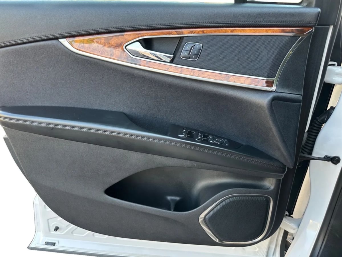 2017 Lincoln MKX Select photo 14
