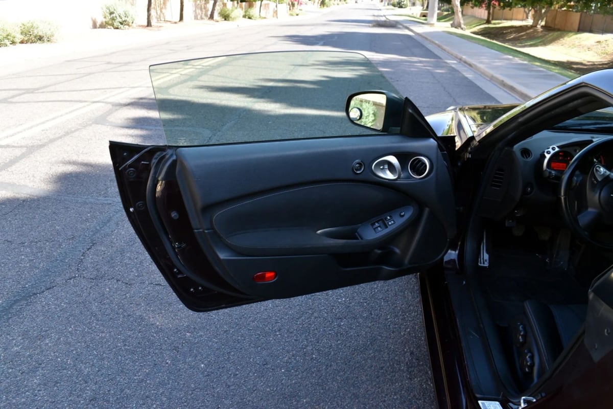2013 Nissan 370Z photo 10