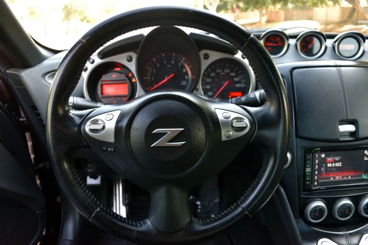 2013 Nissan 370Z photo 12