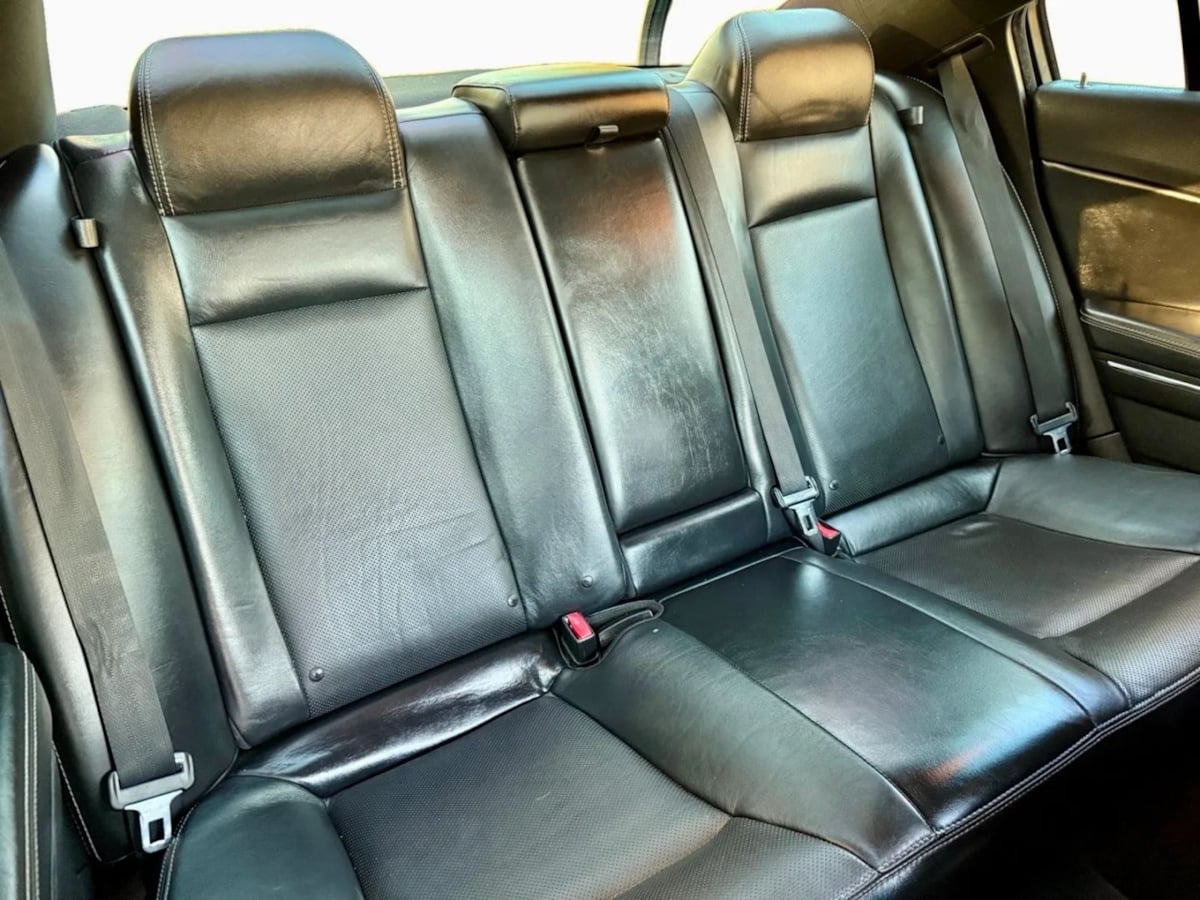 2014 Dodge Charger SXT Plus photo 21