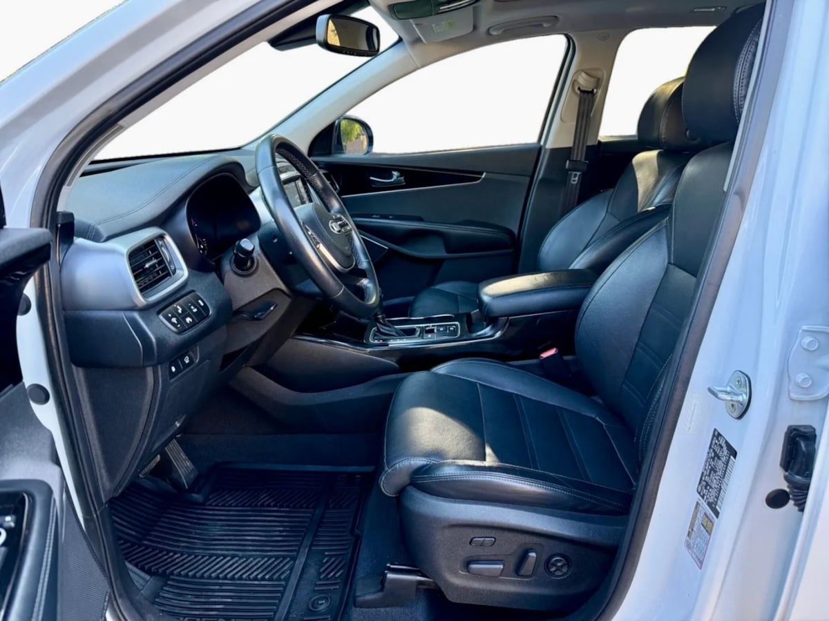 2019 Kia Sorento SX V6 photo 8