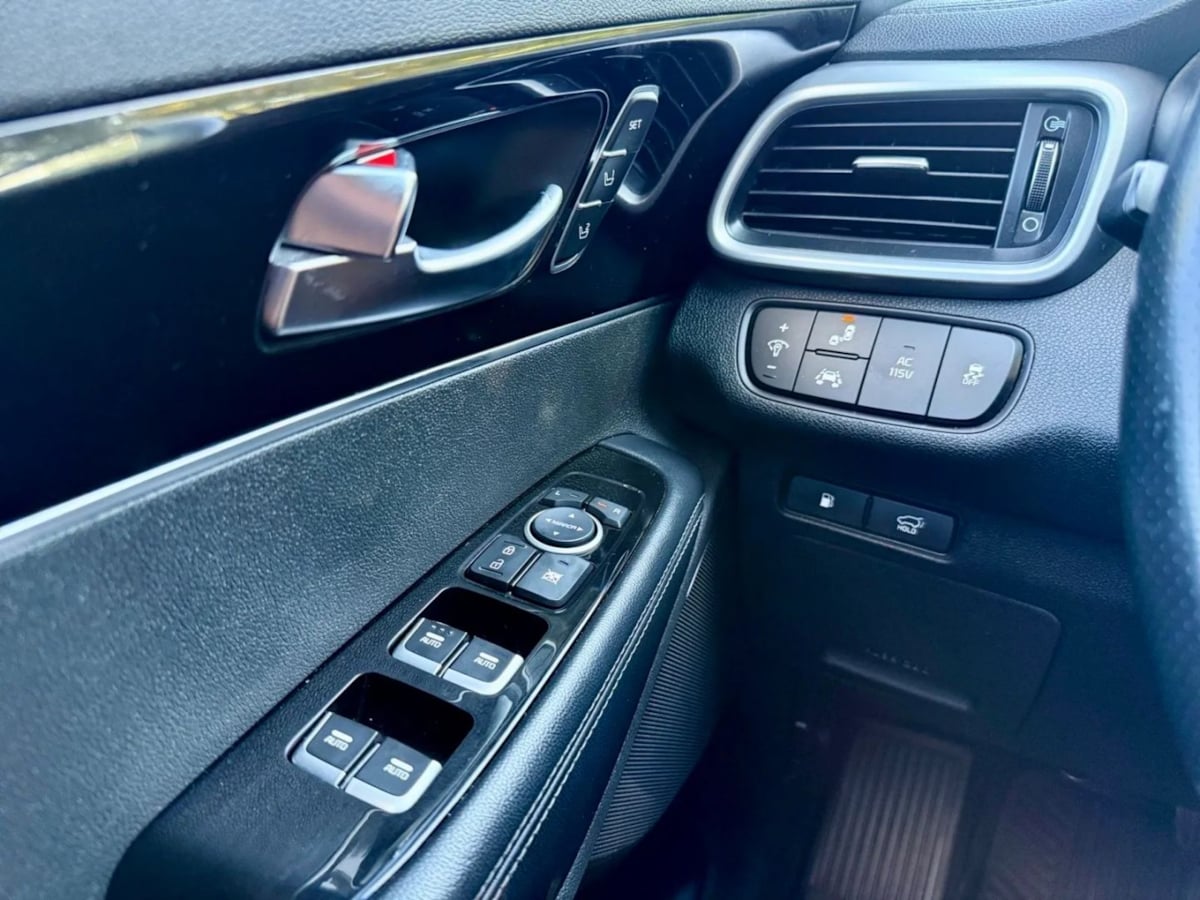 2019 Kia Sorento SX V6 photo 17