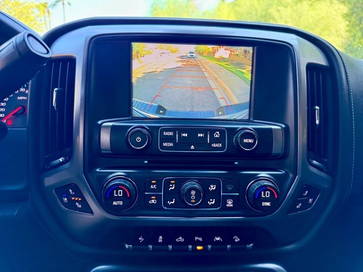 2017 Chevrolet Silverado 1500 LTZ photo 18