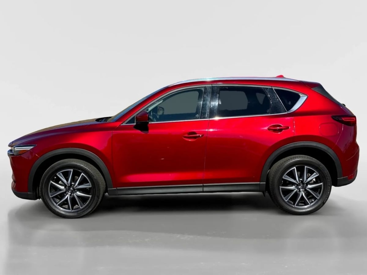 2017 Mazda CX-5 Grand Touring photo 2